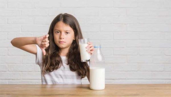 Россиян травят молочным фальсификатом ?
